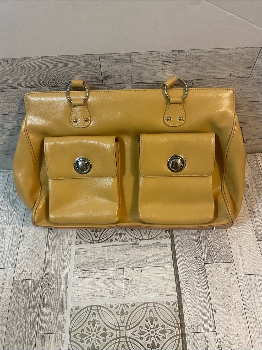 Franklin covey genuine leather Mustard Yellow Double Pocket with coin pocket